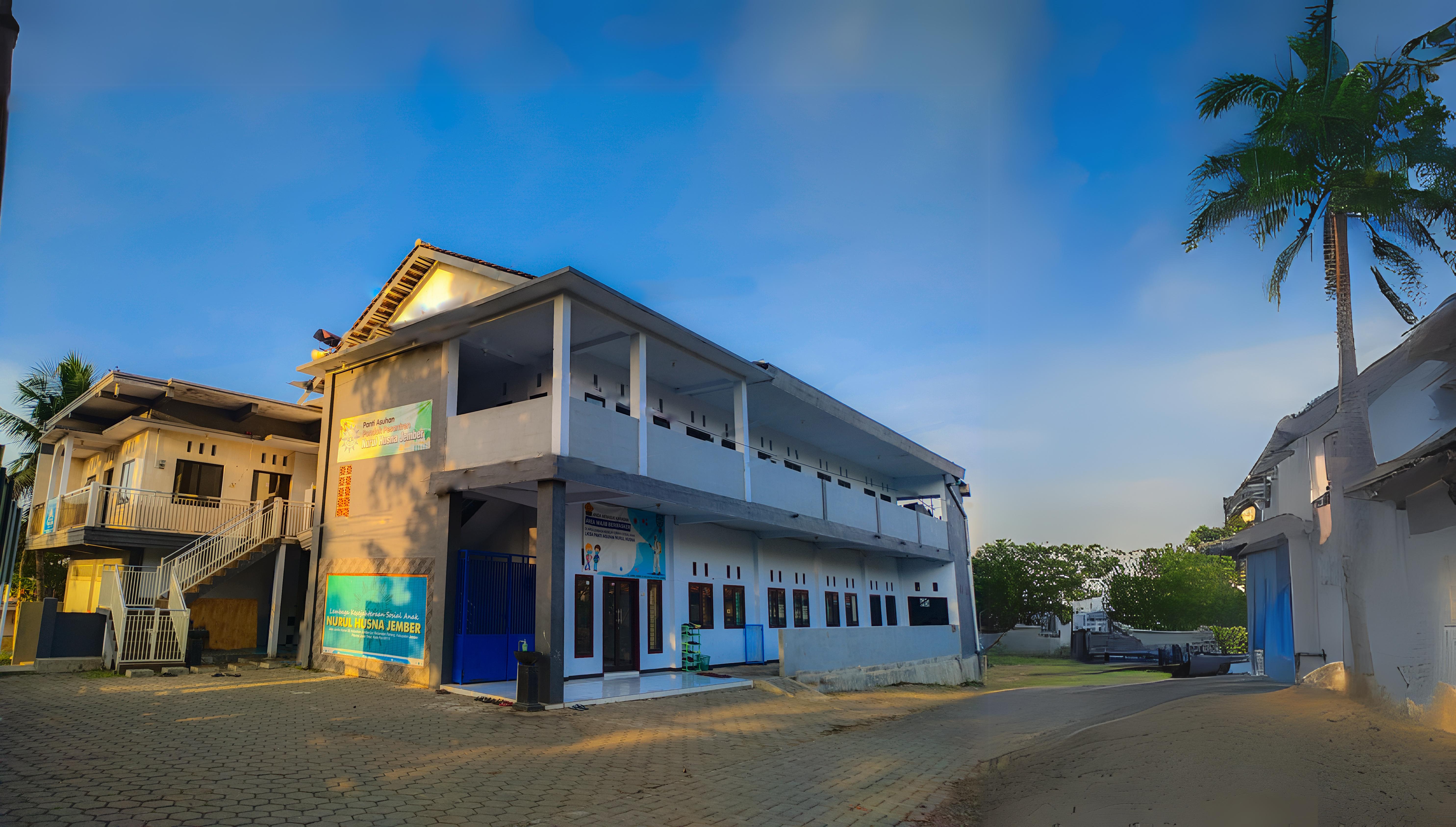 Tentang LKSA Nurul Husna